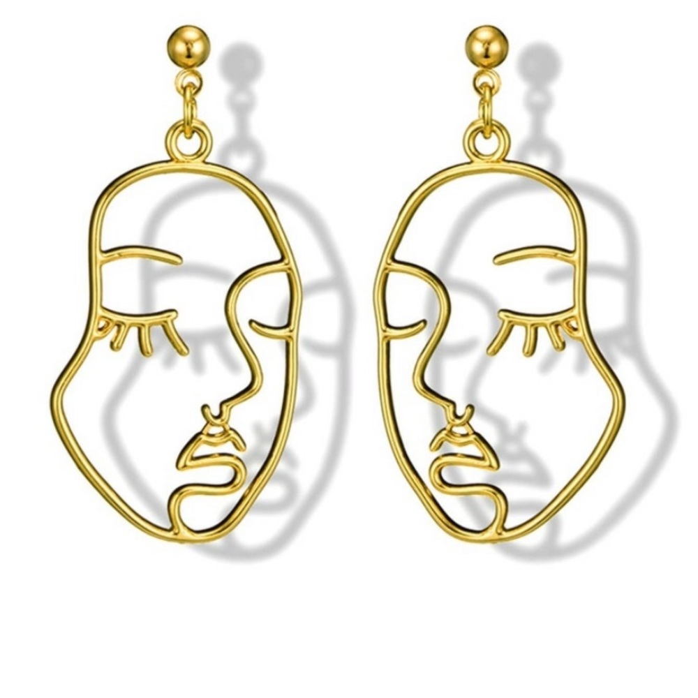 Gold Earrings (NWT)